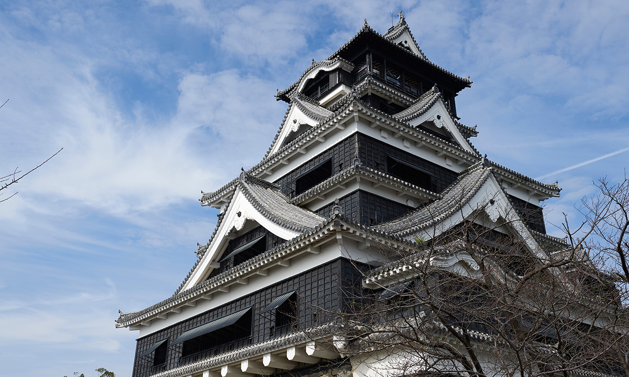 Discover samurai culture at Kumamoto Castle