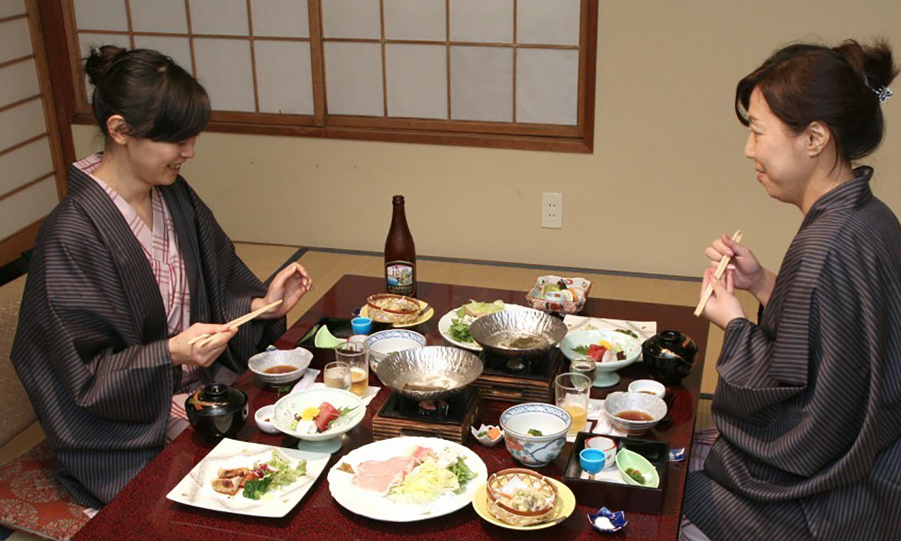 Hot springs and Japanese style banquet