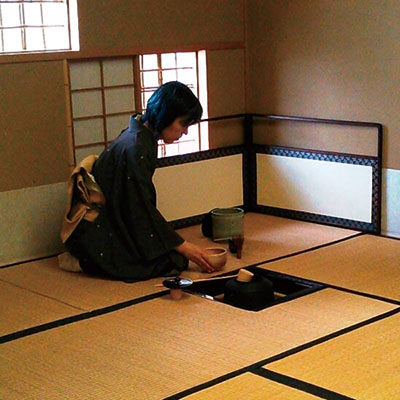 Hands-on Experience with Japanese Culture:Japanese Tea Ceremony