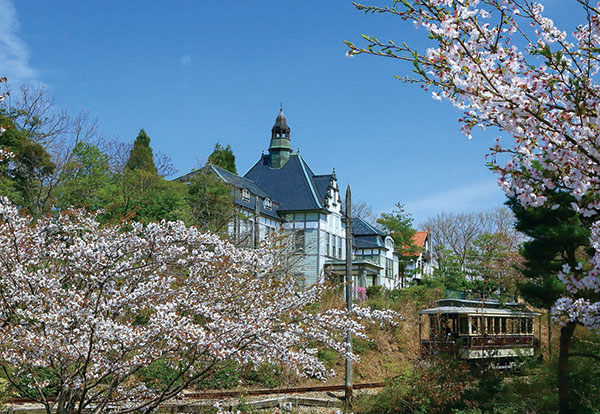 Learn about various traditions of the Meiji period at Meiji-Mura