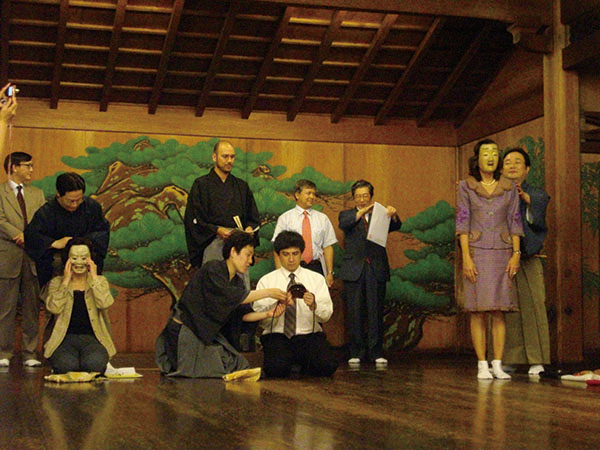 Hands-on Experience with Noh Theater at Yamamoto Noh Theater