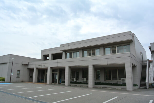 Tsuruoka City Workers Hall