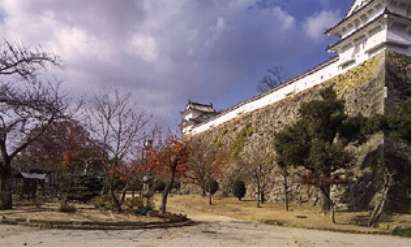 World Heritage and National Treasure Himeji Castle Sannomaru Nishi Takadai 